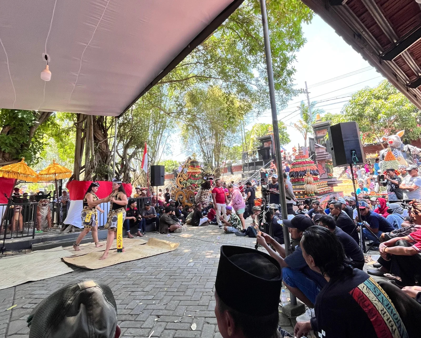 Tari Remo sebagai pembuka sebelum dilakukannya rangkaian acara inti.