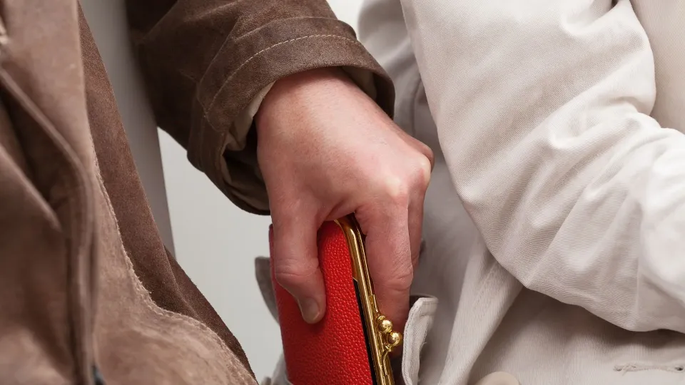 The Difference Between Embezzlement, Fraud, and Theft