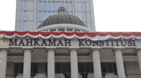 Sejarah dan Kewenangan Mahkamah Konstitusi: Menjaga Konstitusi Indonesia