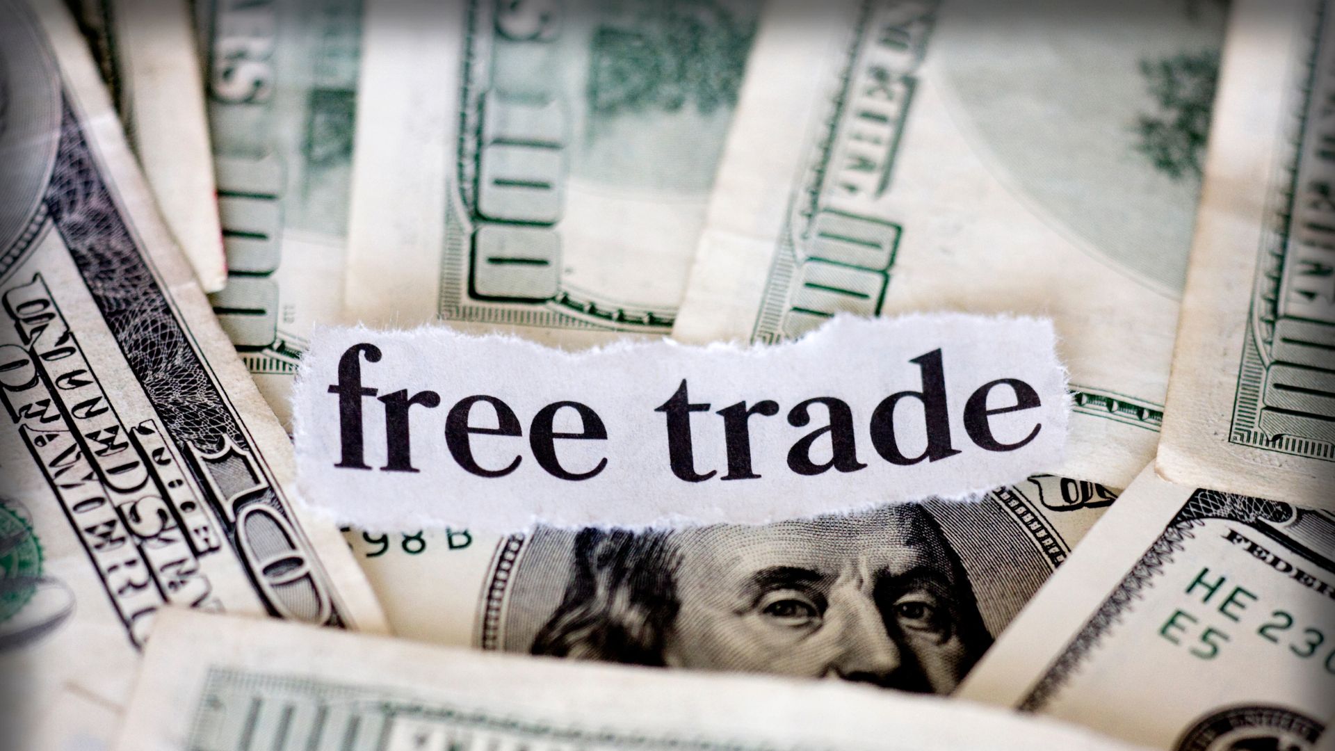 perdagangan bebas dan penataan regulasinya