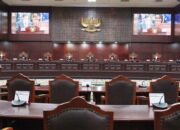 Dalami Bansos dan APBN: Kuasa Hukum 01 dan 03 Minta MK Hadirkan Menteri dalam Sidang PHPU Presiden 2024